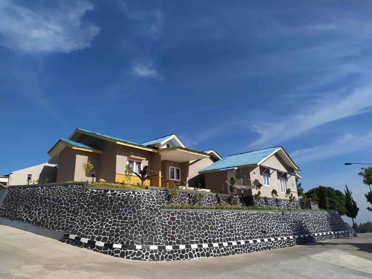 Grand Dian Hotel Guci Tegal  Buitenkant foto