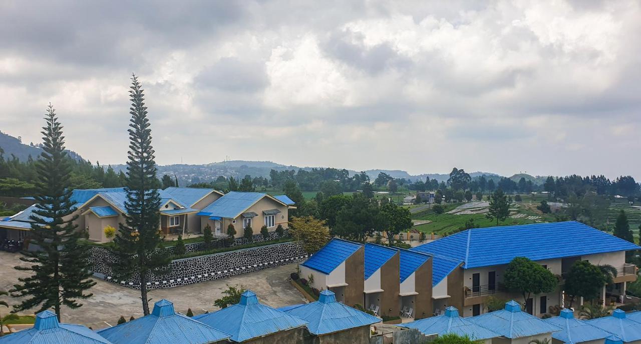 Grand Dian Hotel Guci Tegal  Buitenkant foto