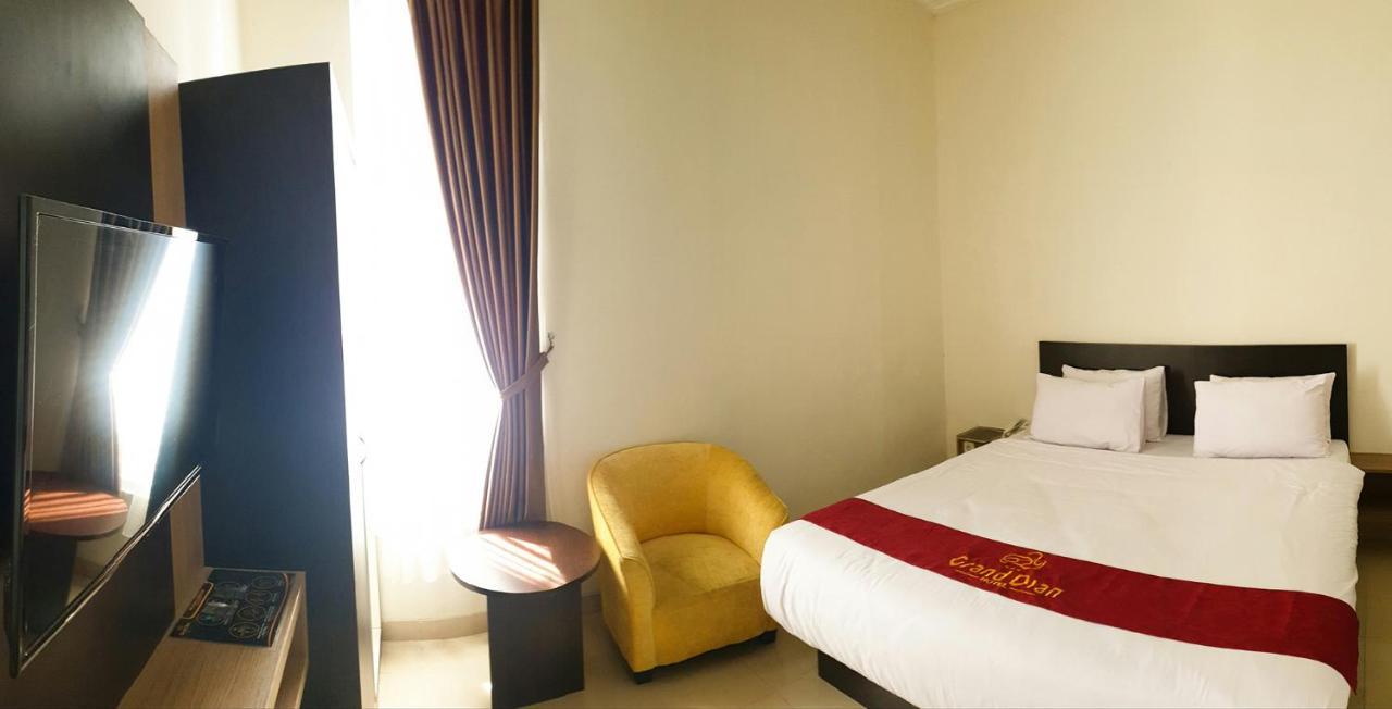 Grand Dian Hotel Guci Tegal  Buitenkant foto