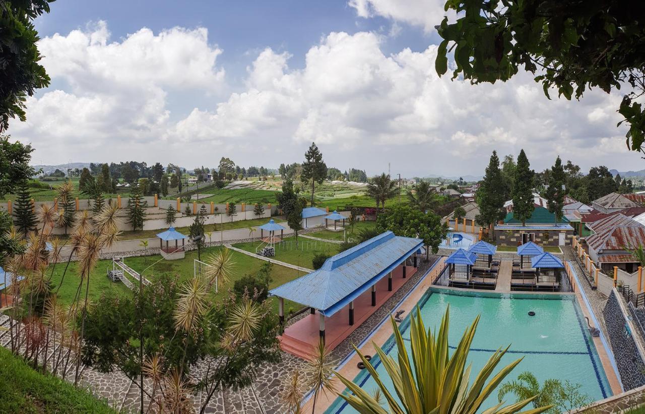 Grand Dian Hotel Guci Tegal  Buitenkant foto