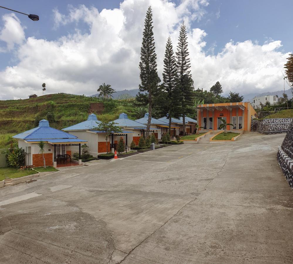 Grand Dian Hotel Guci Tegal  Buitenkant foto